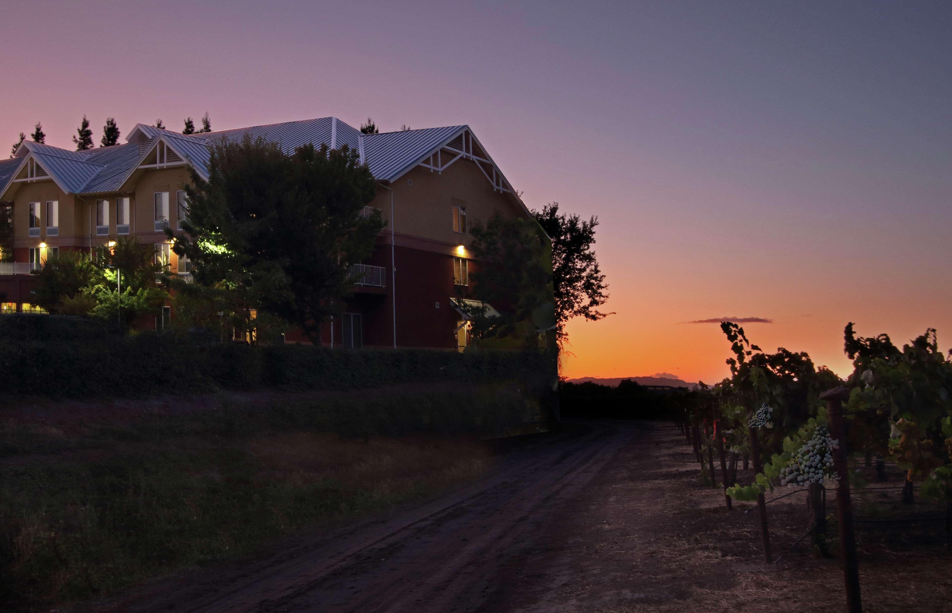 Hilton Garden Inn Sonoma County Airport Santa Rosa Exteriör bild
