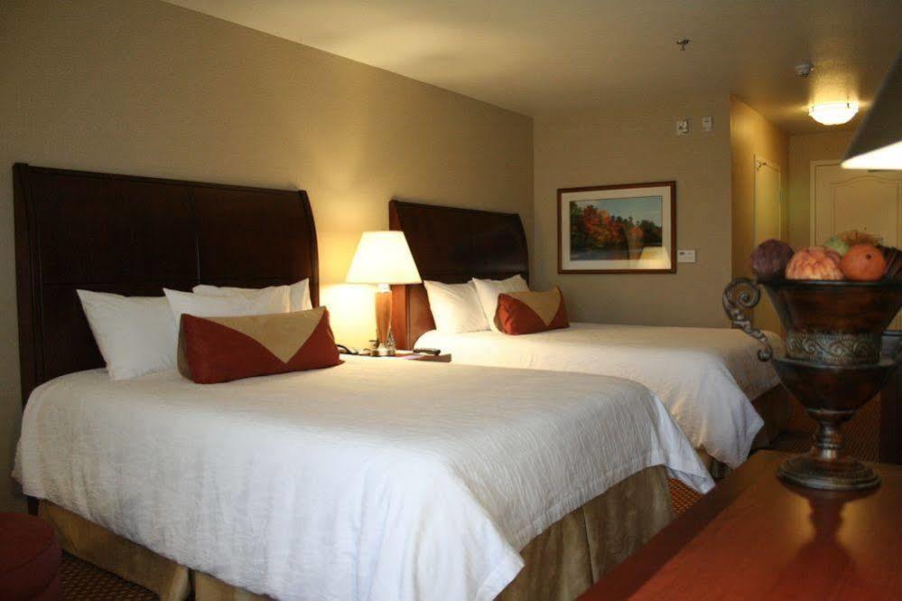 Hilton Garden Inn Sonoma County Airport Santa Rosa Exteriör bild